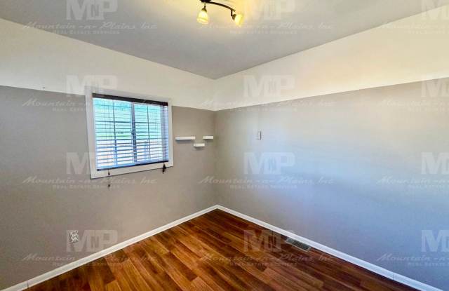 640 Lesser Drive Gallery 1