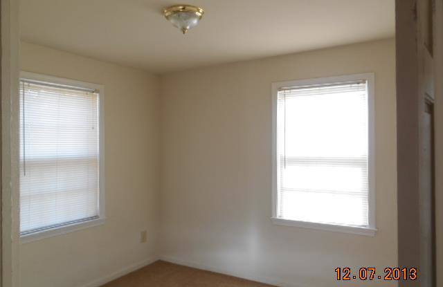 2114 38TH STREET SE Gallery 3