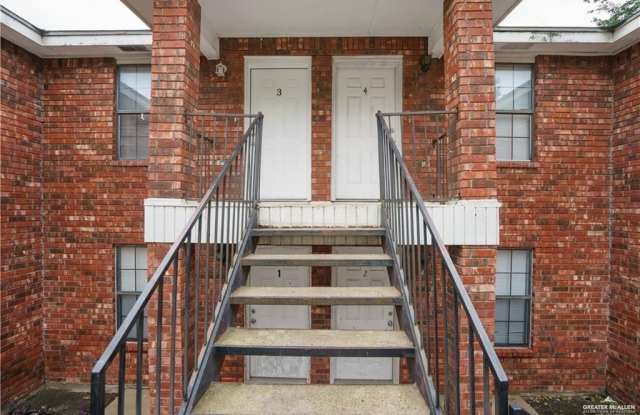 1918 Angus Street N unit: 3 photos photos 1918 Angus Street N unit: 3 photos photos