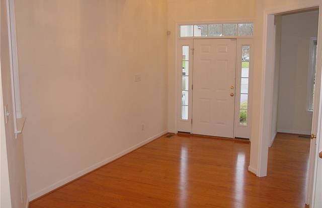2054 Pruett Court Gallery 2