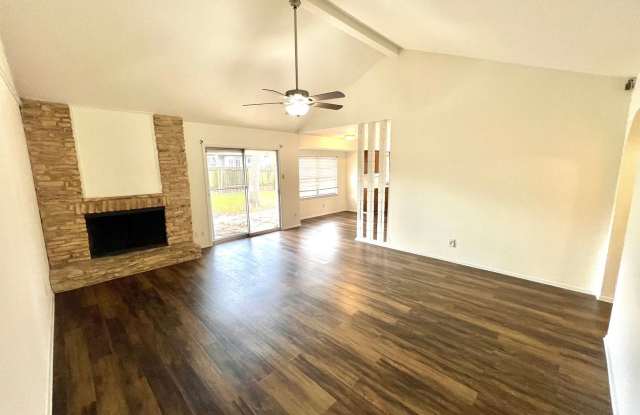 Wonderful 3/2 Home in 78745 - Hurry! photos photos