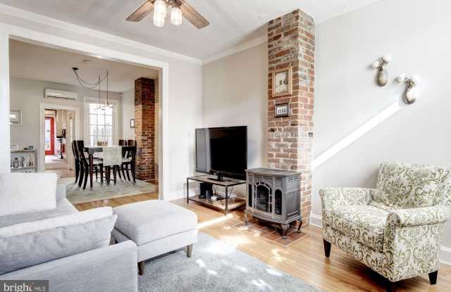617 RHODE ISLAND AVENUE NW Gallery 2