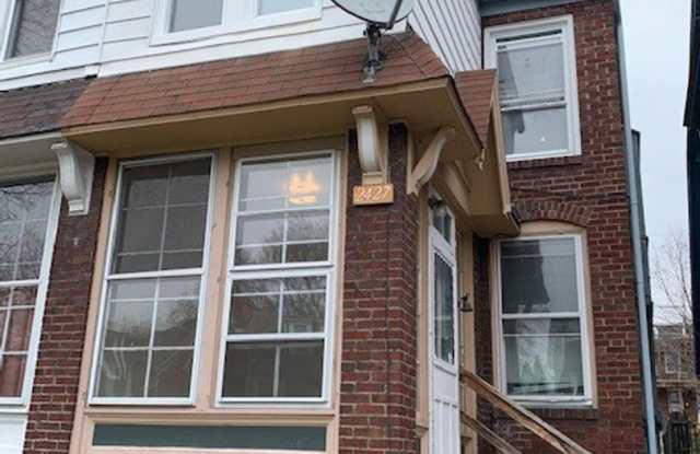 $1,200 Harrisburg 3 bedroom house for rent - 2427 North 5th Street, Harrisburg, PA 17110