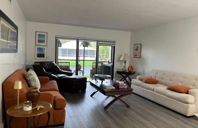 342 Lakeview Dr photos photos