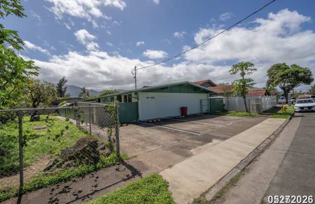 $3100 / 2 Bed / 1 Bath / 1 Parking IN WAIALUA Gallery 3