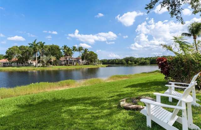 380 Cambridge Dr photos photos