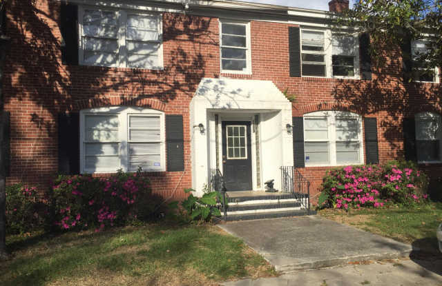 1529 MCDUFF Avenue S unit: 2 photos photos