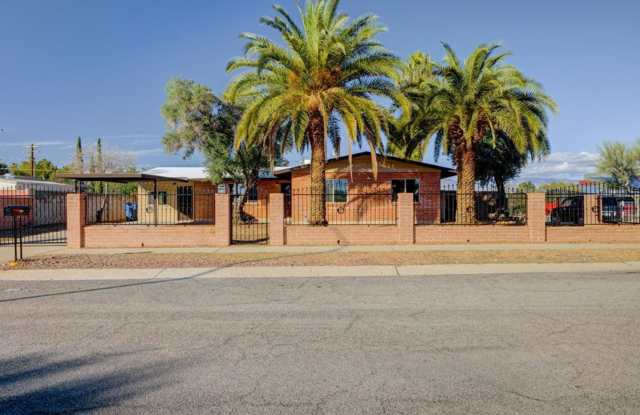 Beautiful 3-Bedroom Home with Private Pool  Security Gate photos photos