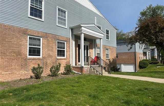 509 E University Drive Gallery 2