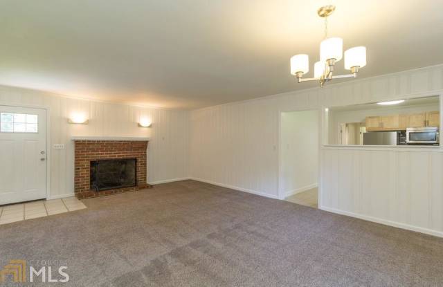 2944 Sandra Ln Gallery 3