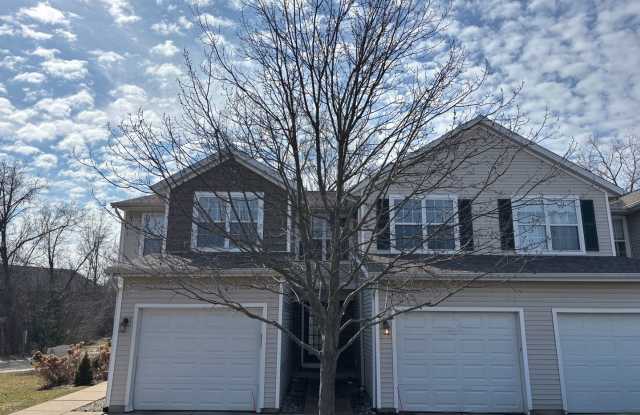 Knapps Corner Townhome available now. Forest Hills Schools photos photos