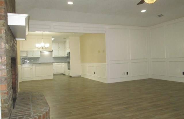 218 Meadowbrook Lane Gallery 3