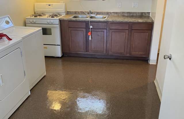 2173 W Mound St Apt A photos photos