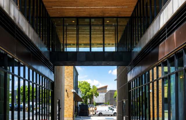 202 Railside Gallery 3