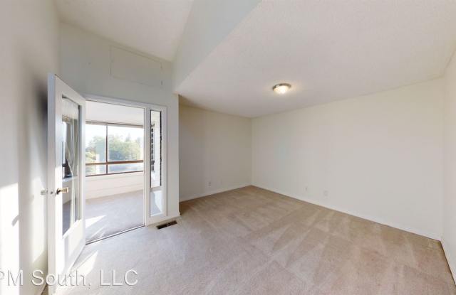 10905 Glen Acres Drive S  #A25D Gallery 4