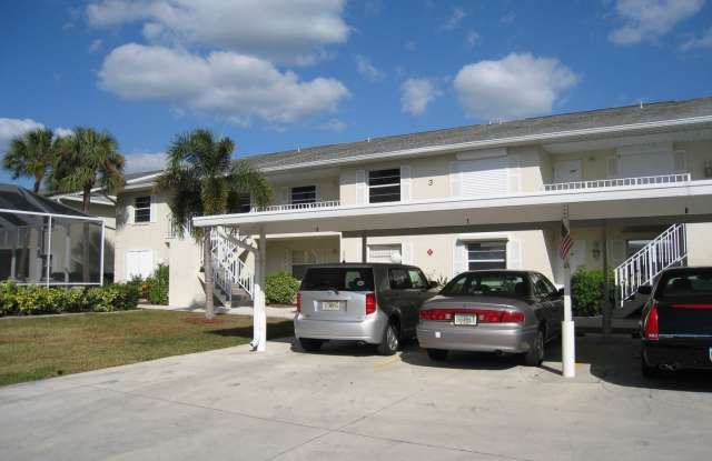 AVAILABLE FOR 2026 SEASON-REGENCY CONDO ON THE LAKE! $2700 3 MONTH MINIMUM REQUIRED photos photos