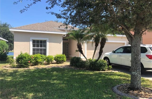8319 Silver Birch WAY - 8319 Silver Birch Way, Fort Myers, FL 33971