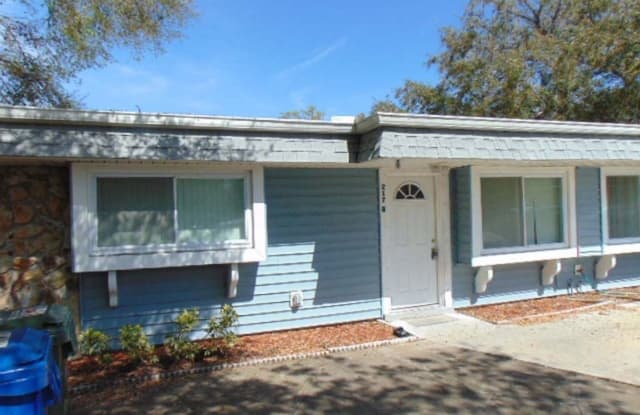 217 Debby Ct. Unit B - 217 Debby Court, Largo, FL 33771