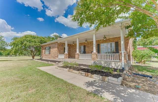 6267 County Road 2520 - 6267 County Road 2520, Hunt County, TX 75189