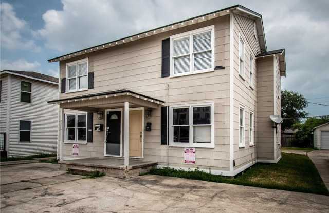 3526 S Alameda Street unit: B photos photos