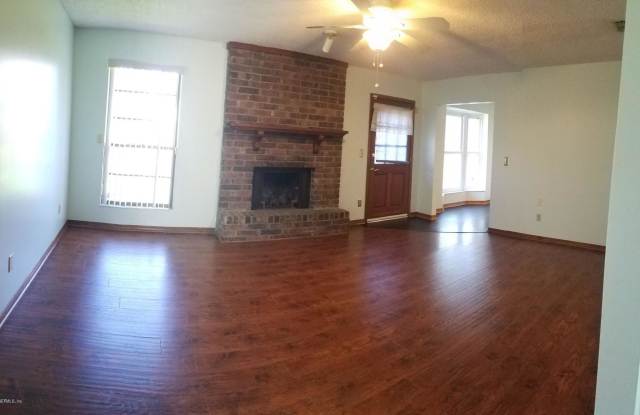 2373 STONEHAVEN CT E Gallery 4