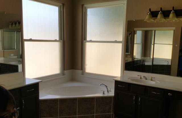 658 N POPLAR Court Gallery 3