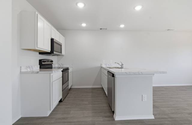 7350 Mistletoe Trail Gallery 4