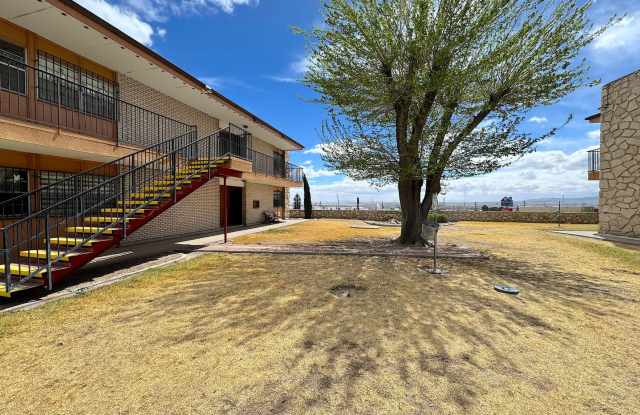 East El Paso Gated - Refrig A/C 2bed Townhome w/pool access photos photos