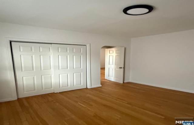 476 Main Street 2CD flr photos photos