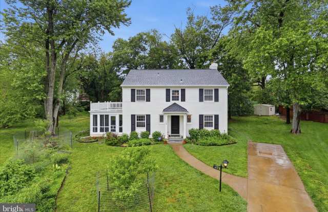 108 OAKMONT Court NE photos photos
