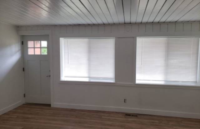 7949 Delridge Way SW Gallery 3
