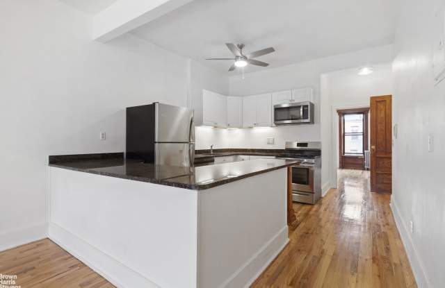 15 West 121st Street Gallery 2
