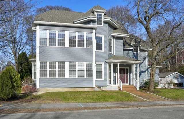 31 Rockland St photos photos