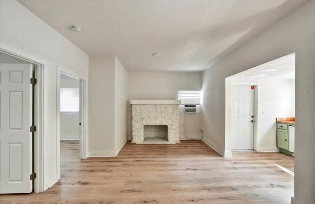 244 Southwest 14th Avenue - 1 photos photos