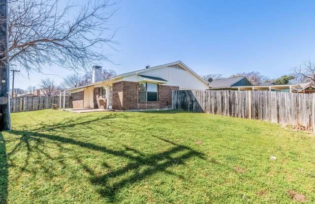 1031 Bellflower Dr - 1031 Bellflower Drive, Carrollton, TX 75007