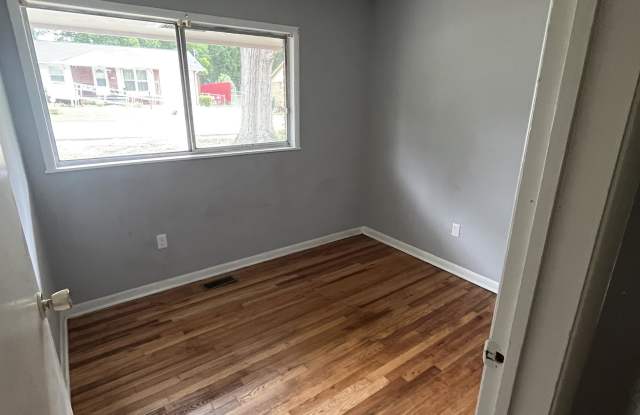 122 Russell St. photos photos