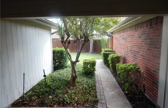 4208 Meadowdale Drive Gallery 4