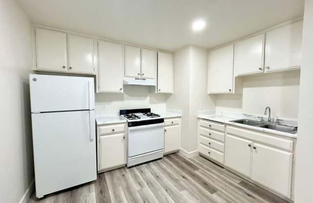 4371-79 Swift Avenue photos photos 4371-79 Swift Avenue photos photos