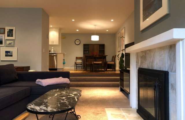 6606 Park Point Way NE D102 - D102 - 6606 Park Point Way Northeast, Seattle, WA 98115