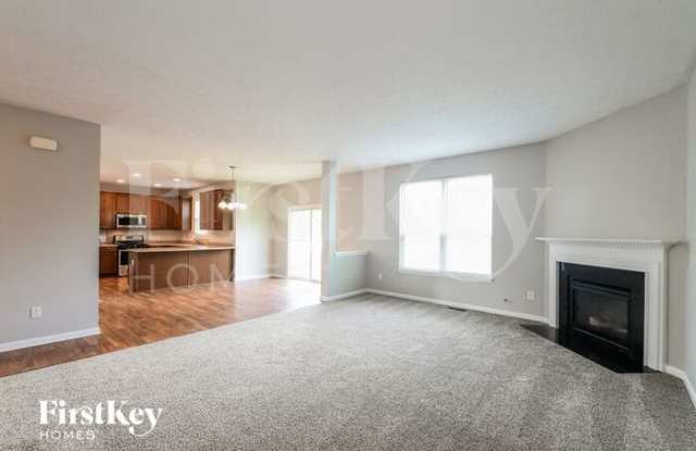 6240 Eagle Lake Drive Gallery 3