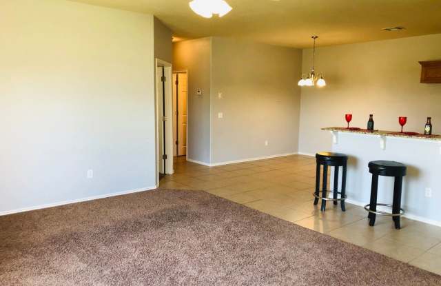 1407 Forest Ridge Way Gallery 2