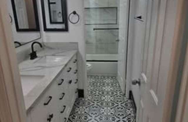 19228 Sterling Hill Drive Gallery 1