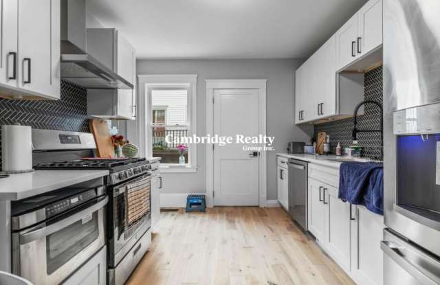 5 Dickson St. photos photos