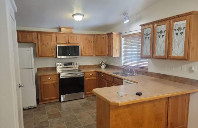 Single-Level 2 Bedroom Home in Washington 55+ Community photos photos
