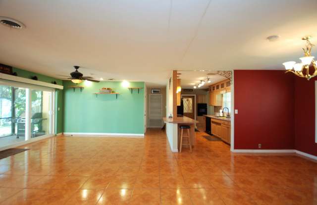 17915 Crooked Ln Gallery 3