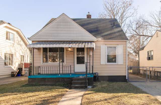 Charming Hazel Park Bungalow with Renovated Kitchen  Fenced Yard photos photos