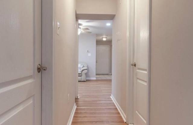 8348 MONTGOMERY RUN Road Gallery 3
