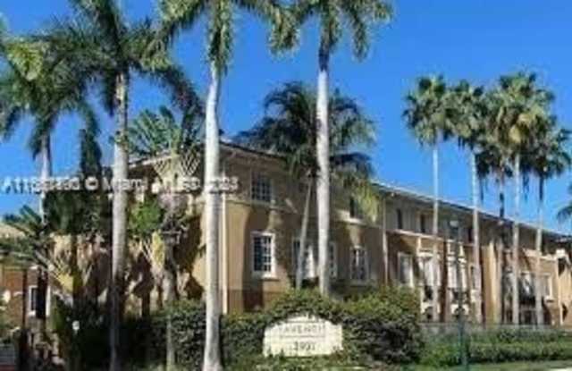 2811 NE 185th St - 2811 Northeast 185th Street, Aventura, FL 33180