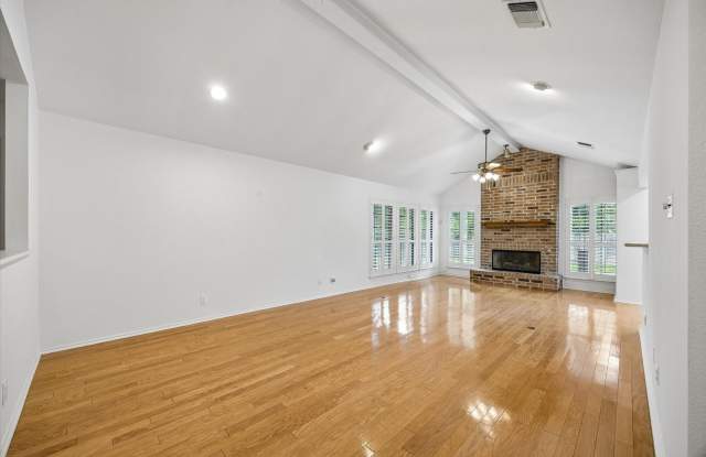 106 Hiler Gallery 4