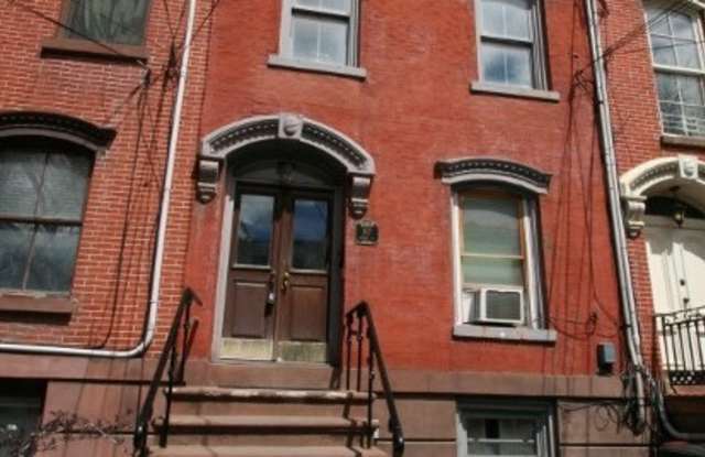 142 SUSSEX ST - 142 Sussex Street, Jersey City, NJ 07302